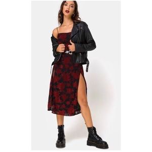 NWT Daxina midi dress 🥀